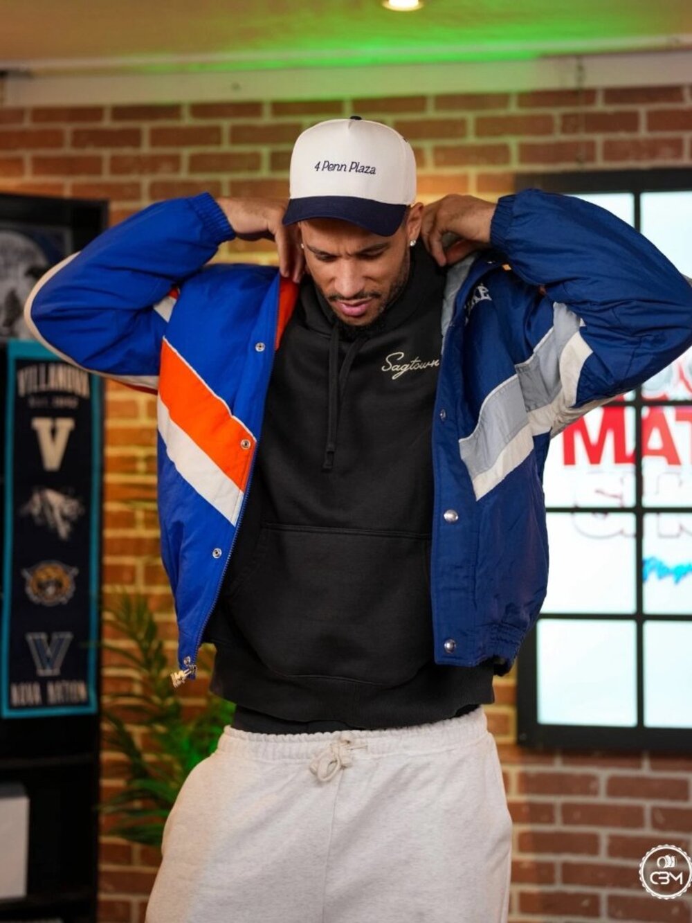 New York Knicks x Yankees Starter Jacket Medium - Picture 5 of 16